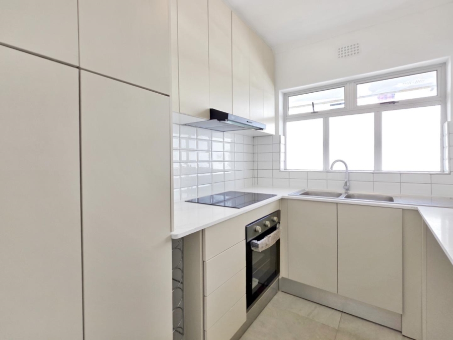 To Let 2 Bedroom Property for Rent in Three Anchor Bay Western Cape
